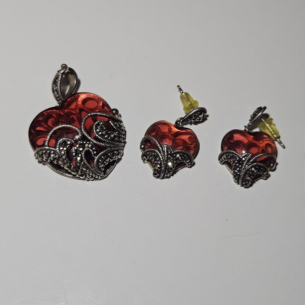 ROoss Simons Sterling Silver Vintage Marcasite Glass Heart Pendant Earrings Set